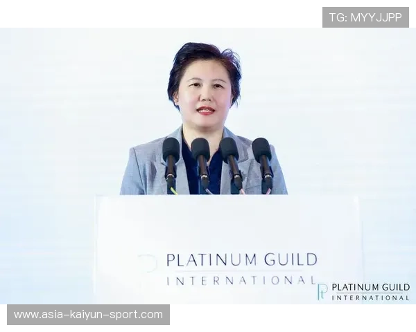 张丽防守稳健成为后防基石